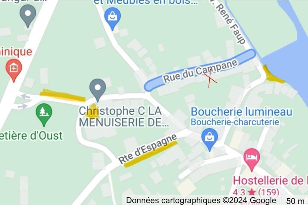 La Petite Ourse Maison De Village A Oust Esterno foto